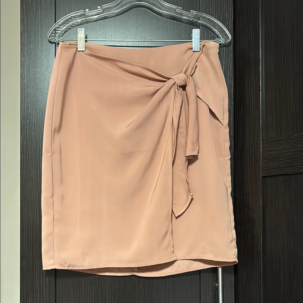 Elegant Peach Skirt with Tie Detail